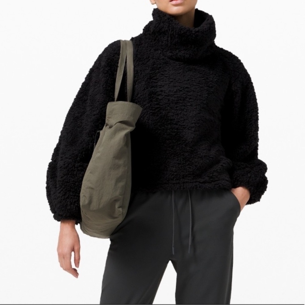 Lululemon Warm Black Sherpa Pullover Hoodie